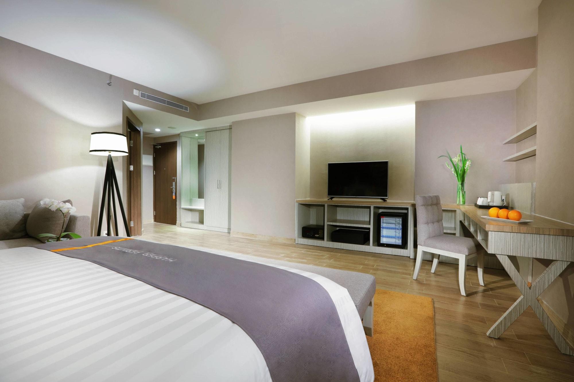 ฮาร์เพอร์ เปรินติส บาย แอสตัน Hotel มากาซาร์ ภายนอก รูปภาพ
