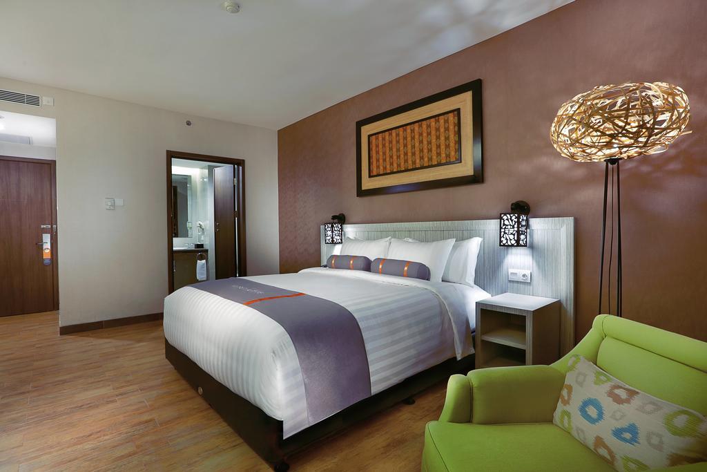 ฮาร์เพอร์ เปรินติส บาย แอสตัน Hotel มากาซาร์ ภายนอก รูปภาพ