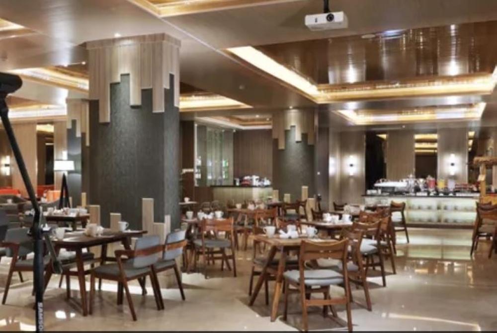 ฮาร์เพอร์ เปรินติส บาย แอสตัน Hotel มากาซาร์ ภายนอก รูปภาพ