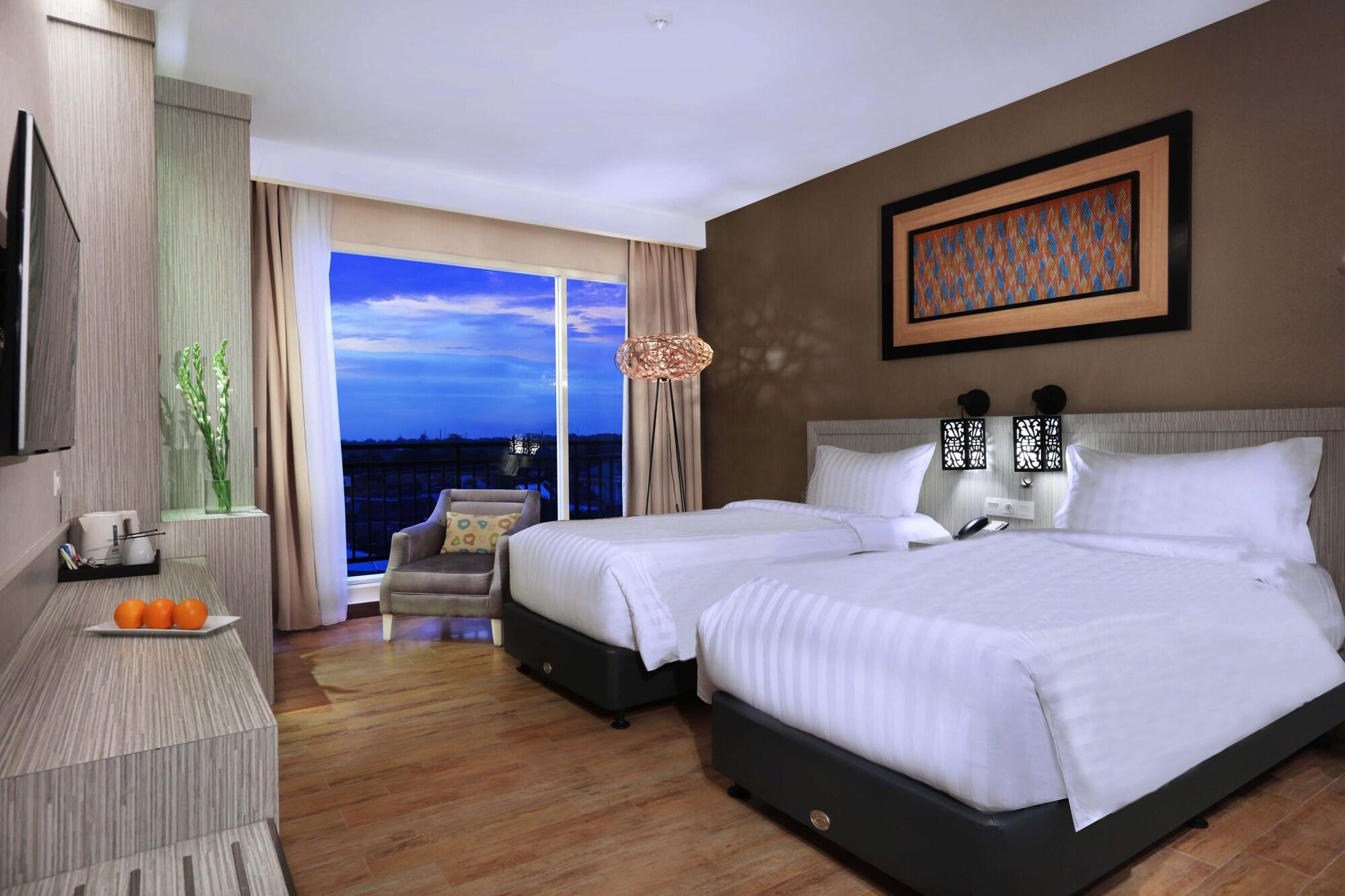 ฮาร์เพอร์ เปรินติส บาย แอสตัน Hotel มากาซาร์ ภายนอก รูปภาพ
