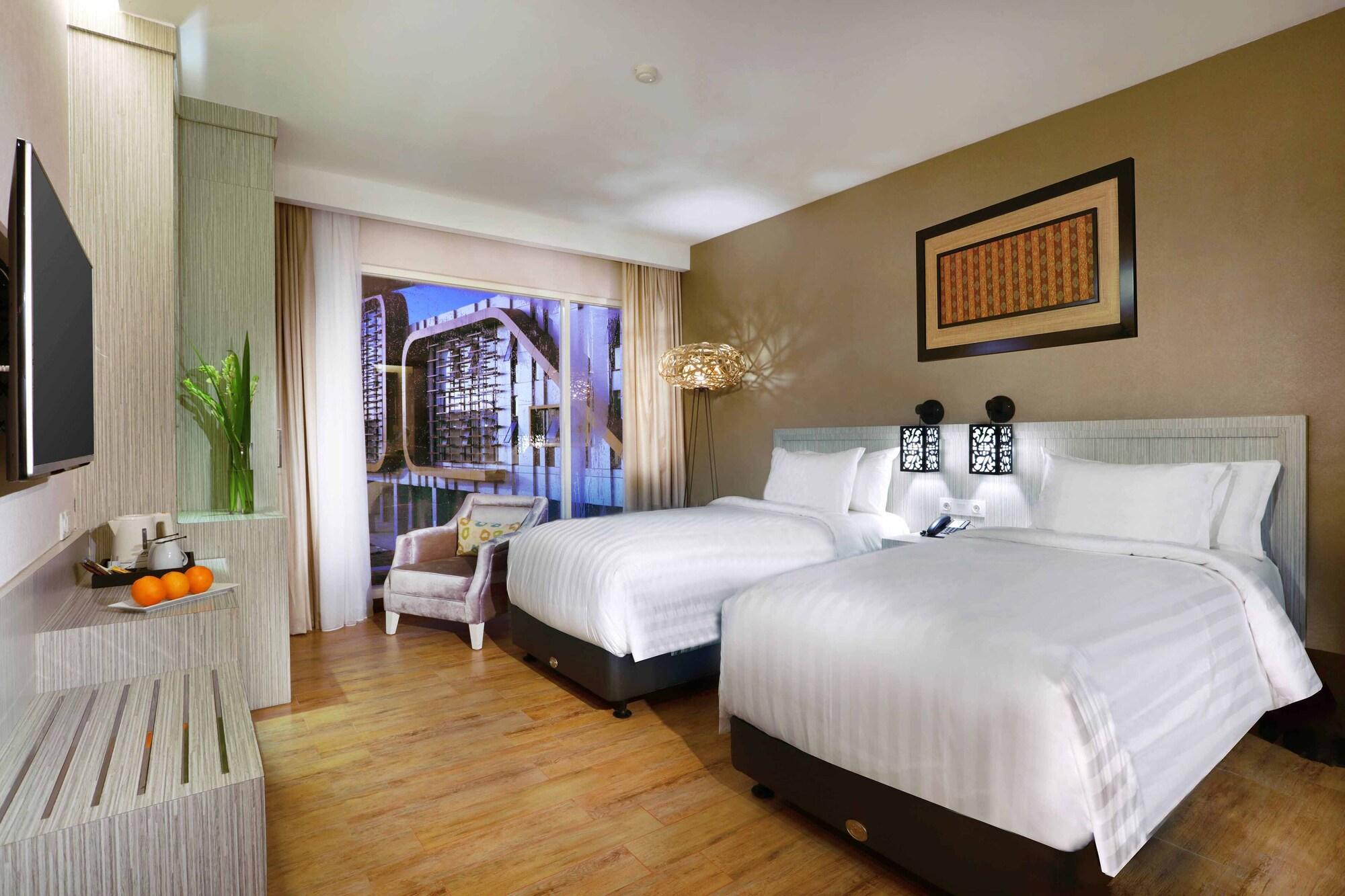 ฮาร์เพอร์ เปรินติส บาย แอสตัน Hotel มากาซาร์ ภายนอก รูปภาพ