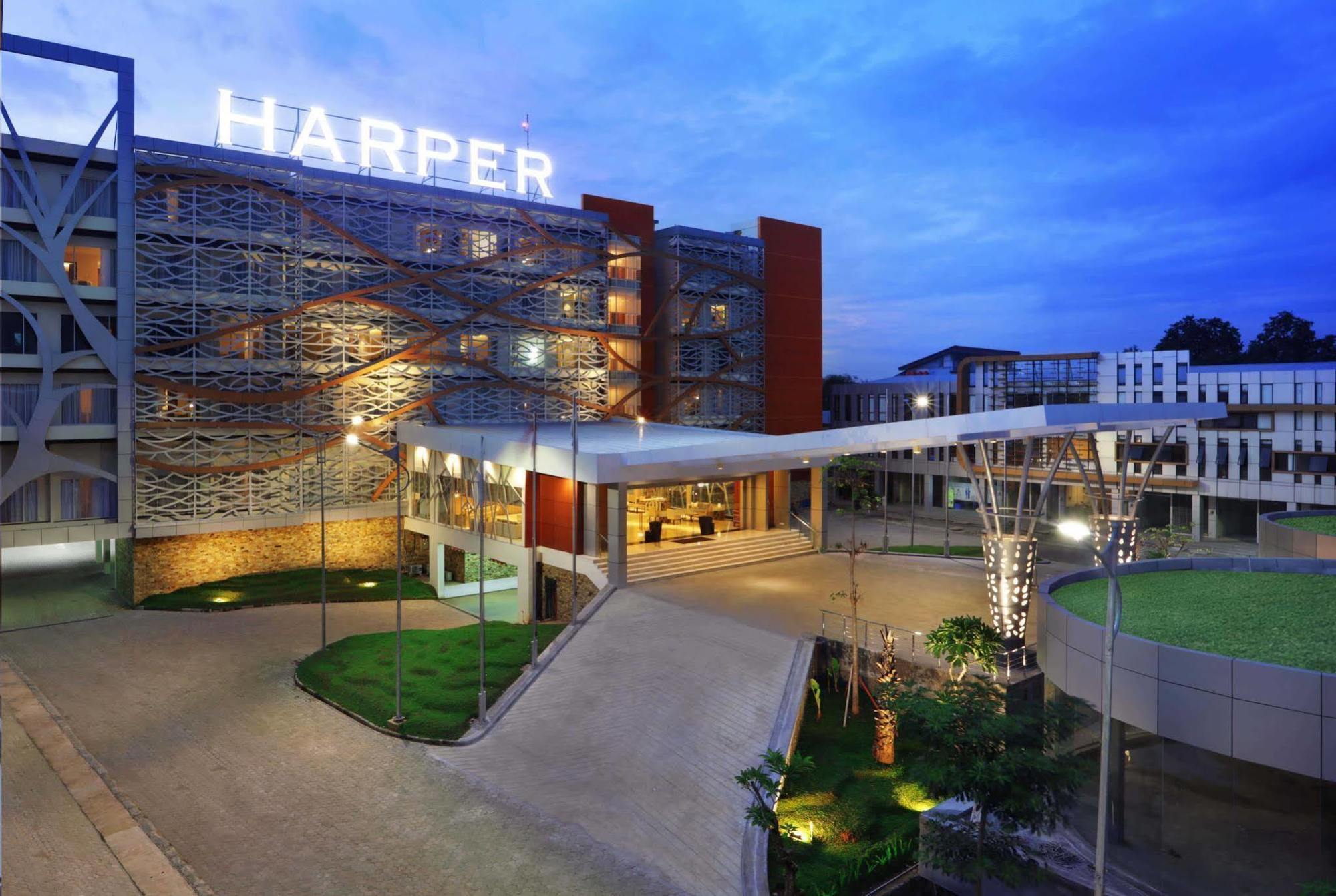 ฮาร์เพอร์ เปรินติส บาย แอสตัน Hotel มากาซาร์ ภายนอก รูปภาพ