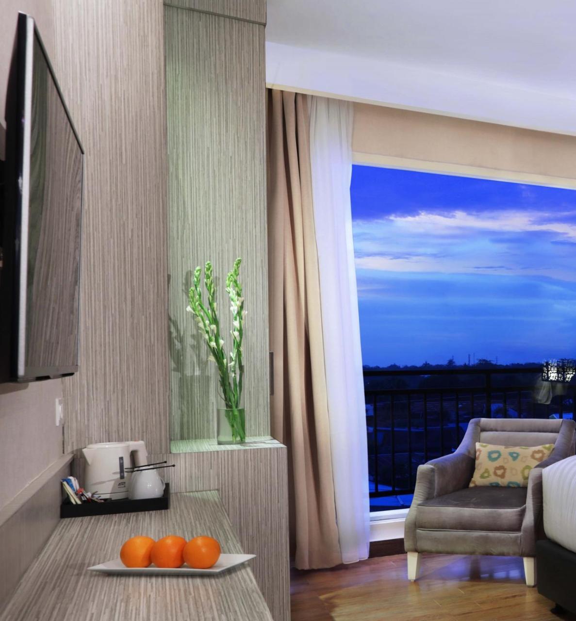 ฮาร์เพอร์ เปรินติส บาย แอสตัน Hotel มากาซาร์ ภายนอก รูปภาพ
